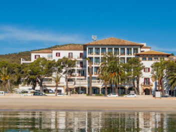 #seafronthotel #hotelinpuertopollensa #rentinmallorca