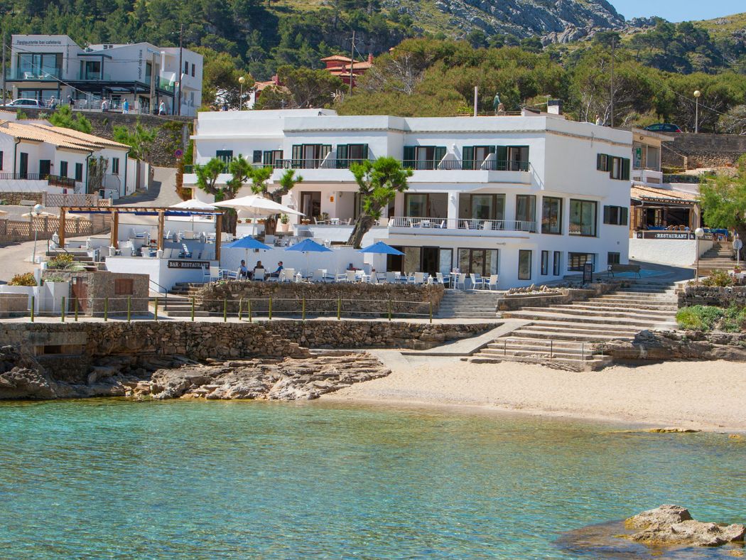 Hotel Hotel Niu 4*  Friendly beach front hotel in Cala San Vicente Pollensa Mallorca