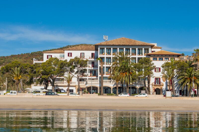Hotel Uyal 4*  family hotel with pool Puerto Pollensa