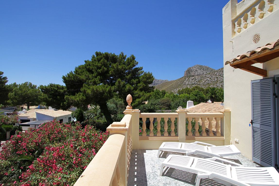 4 bedroom farmhouse holiday villa in Puerto Pollensa Mallorca