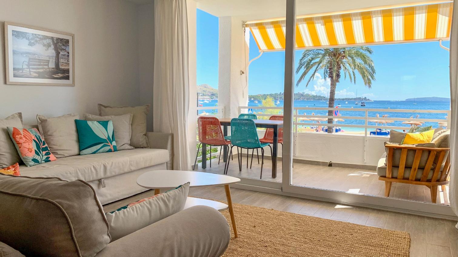 Beautifully furnished front sea view holiday apartment Puerto Pollensa Mallorca