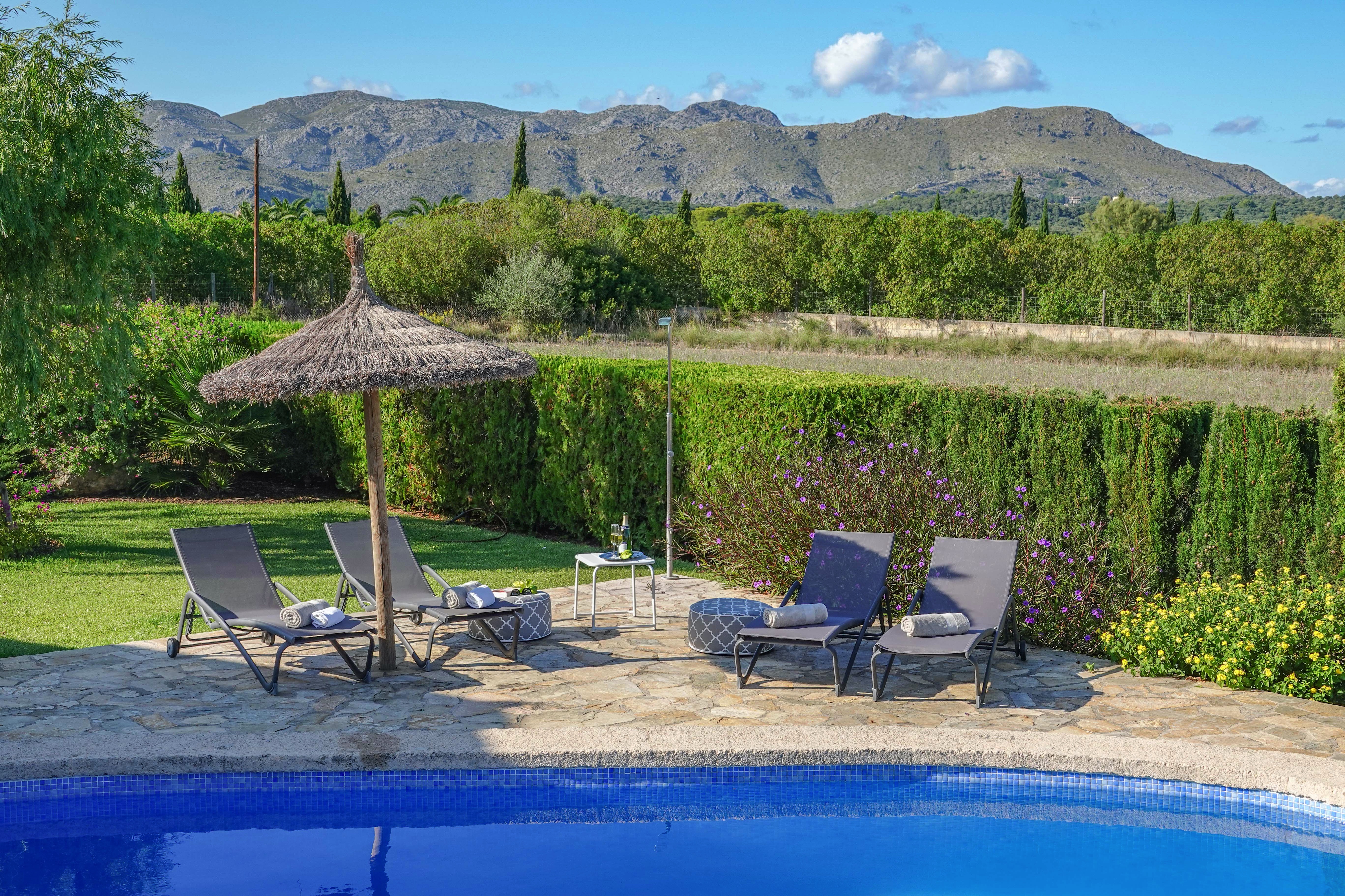 Pretty countryside villa with pool and views Puerto Pollensa Mallorca