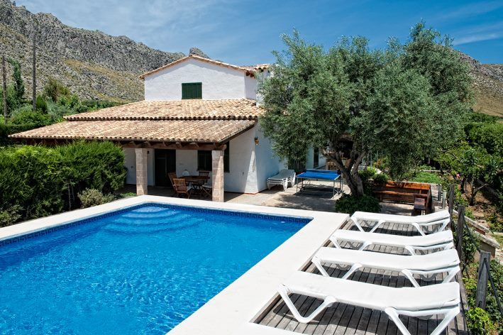 Modern holiday villa close to the beach Puerto Pollensa Mallorca