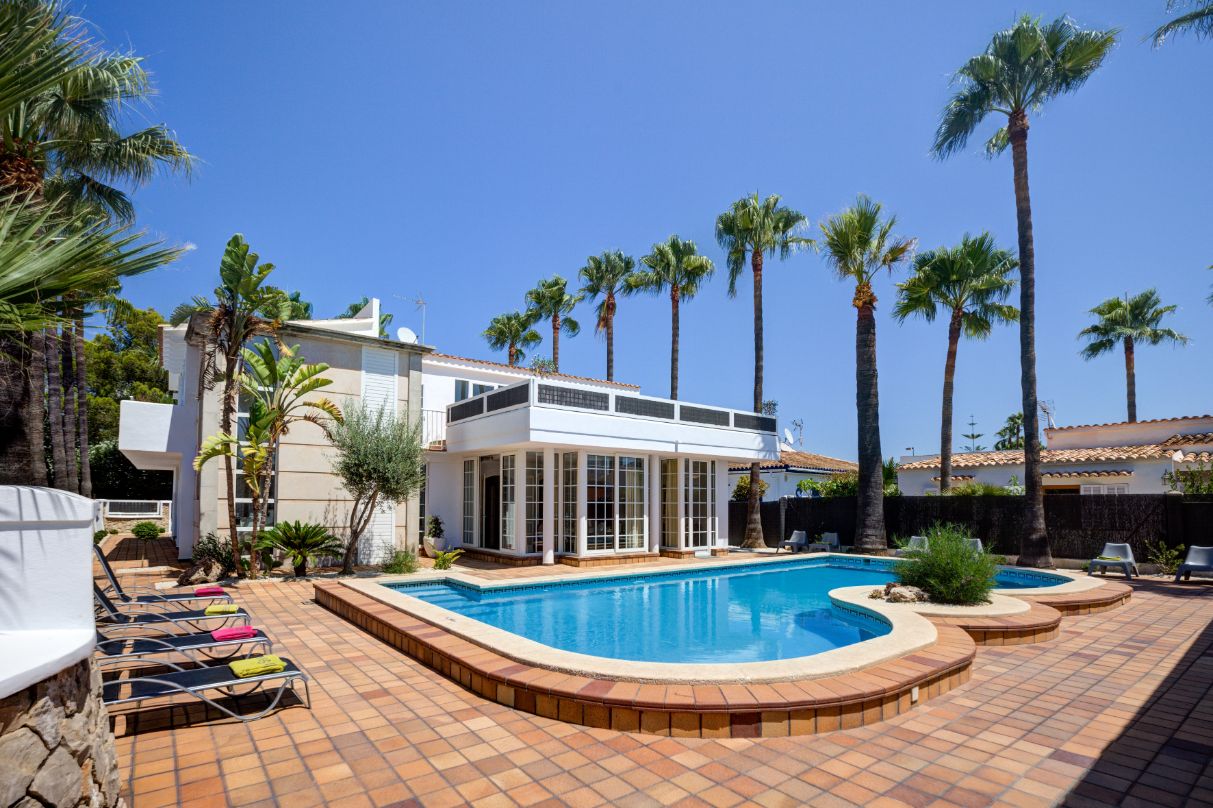 Els Reins 5 bedroom holiday villa Alcudia Mallorca
