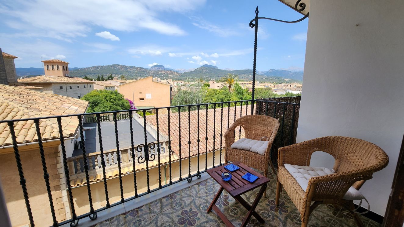 spacious apartment for sale in Binissalem Mallorca